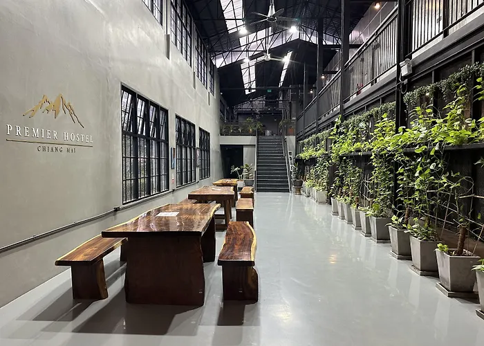 Premier Hostel เชียงใหม่